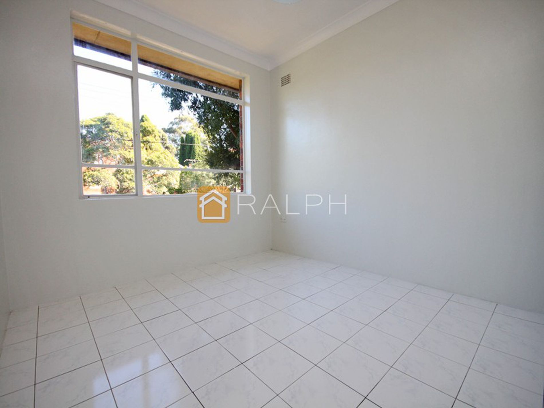 3 / 9 Fairmount Street, Lakemba