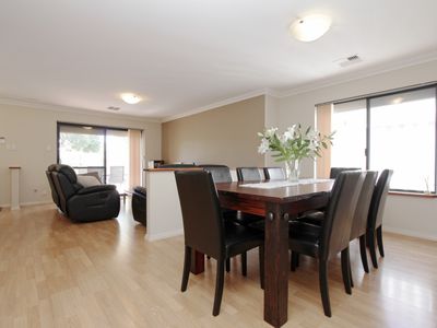 20B Myindee Way, Nollamara
