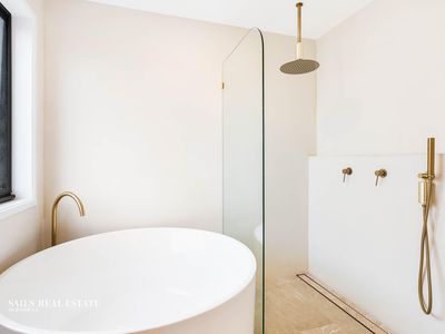 2 / 8 Lisa Court, Merimbula