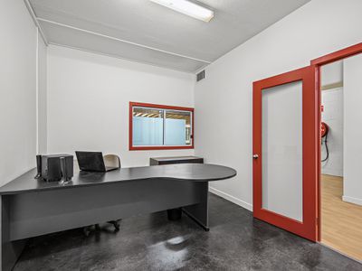 2 / 61 Holdsworth Street, Coorparoo