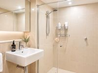 Promenade 4056 / 37 Harbour Road, Hamilton
