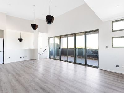 10 SHORE LANE, Port Kennedy