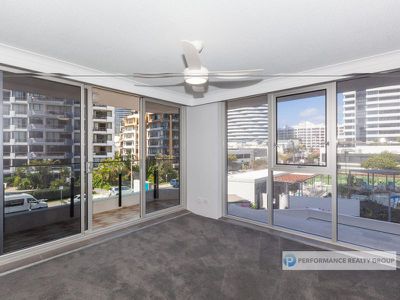 2D / 1 Albert Avenue, Broadbeach