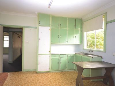 60 Lakeside Avenue , Mount Beauty