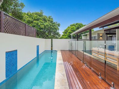 702 Casuarina Way, Casuarina