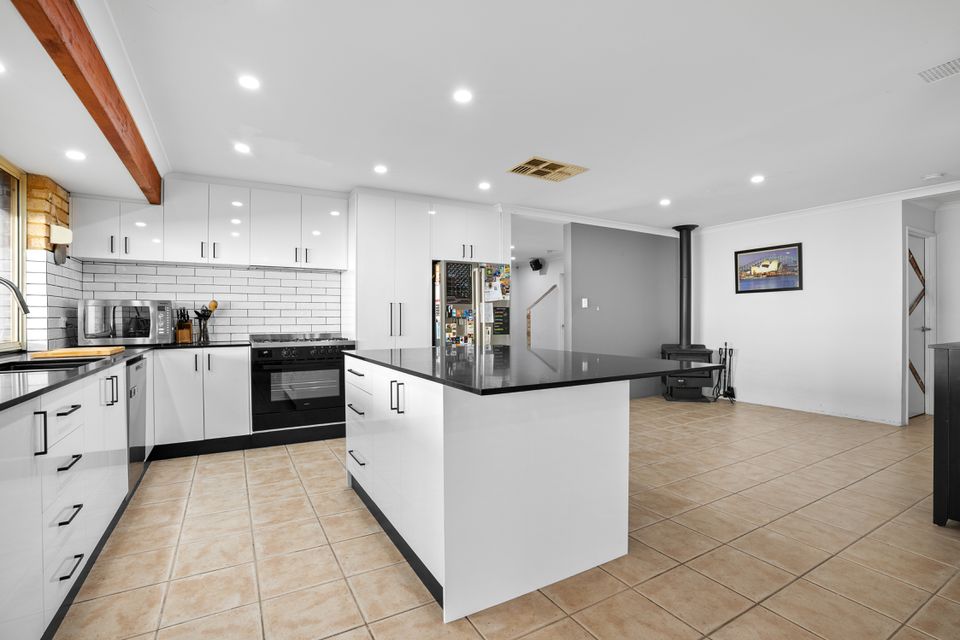 10 Muir Close, Waikiki