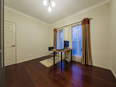 12 Bailey Street, Wakerley