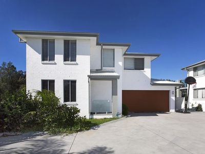 12A Joan Ave, Warilla