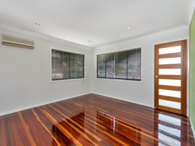 258 South Station Road, Raceview