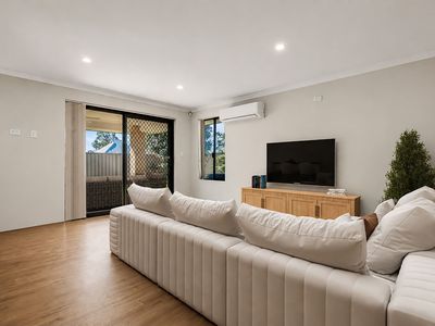 94 Sayer Street, Midland