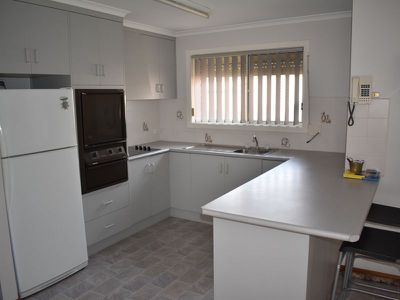 4 / 1 Fifth Street, Millicent