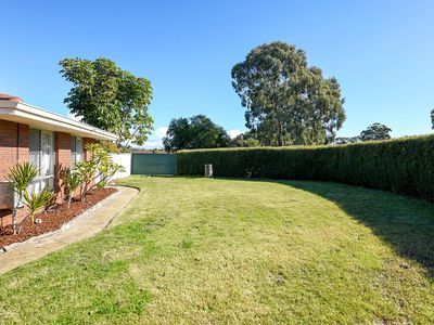 28 Parkway Road, Bibra Lake