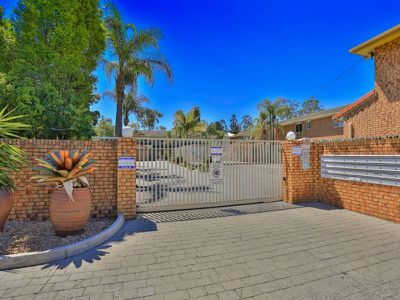 3 / 10 Harris Road, Underwood