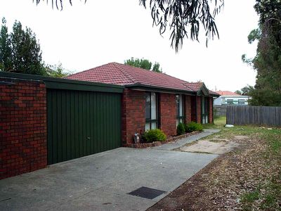 2 / 52 Somerville, Hampton Park