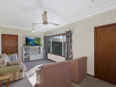 18 Sutton Avenue, Long Jetty