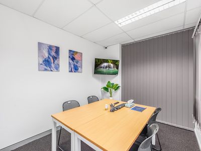 1 / 3 Harvton Street, Stafford
