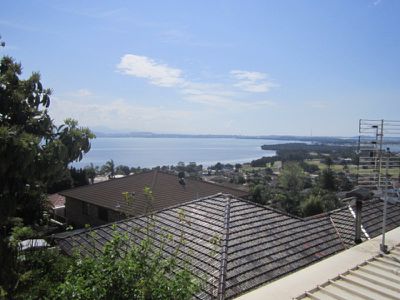 1 / 29 Cuthbert Drive, Mount Warrigal