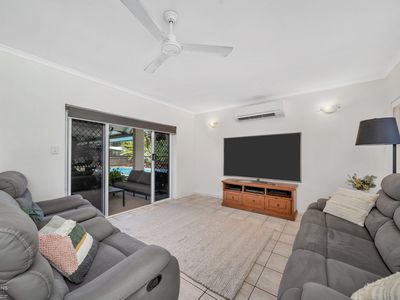 80 Bathurst Drive, Bentley Park