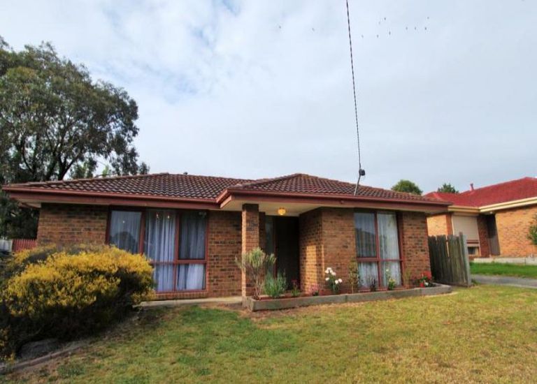 50 Springfield Crescent, Hampton Park