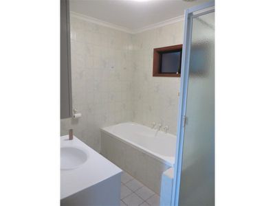 14 Thornbury Avenue, Unanderra