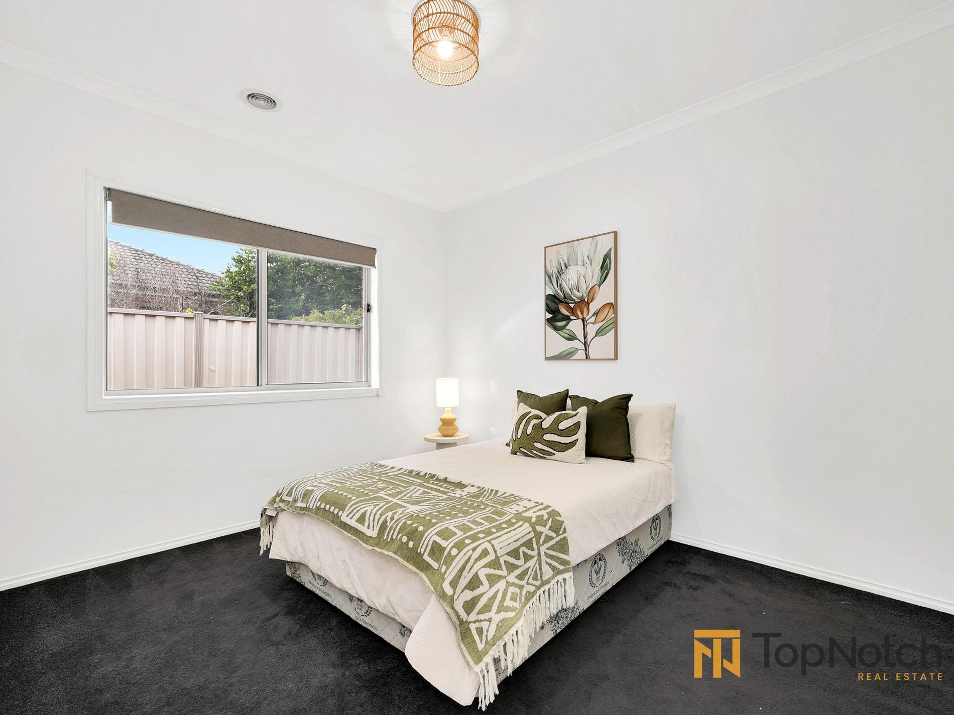 31 Hayston Boulevard, Epping