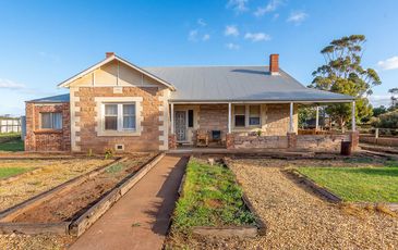 221 Killawarra Road, Caloote