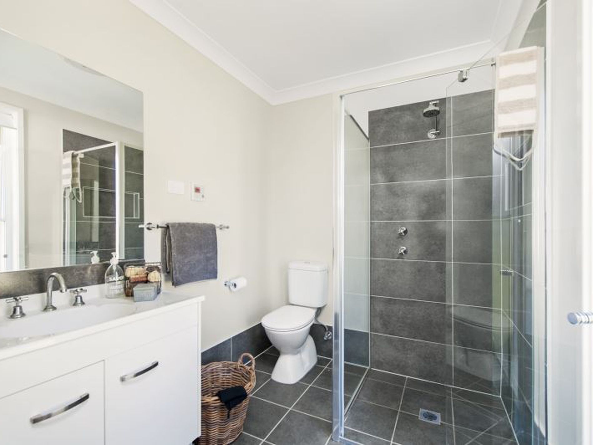 11 Kamala Avenue, Ulladulla