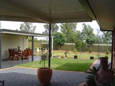 16 Cardiff Arms Avenue, Dubbo