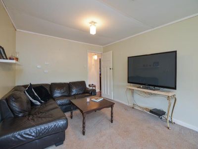 11 Androvich Way, West Lamington