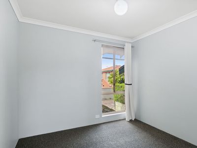 4 / 7 Catrine Court, Kingsley