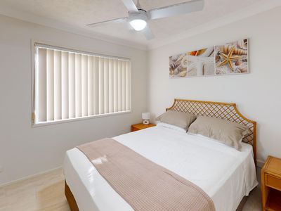 5 / 39-41 Sunbrite Avenue, Mermaid Beach