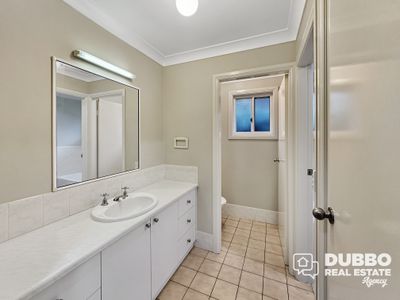 26 Eden Park Avenue, Dubbo