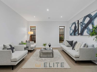 3 Elkedra Way, Cranbourne North