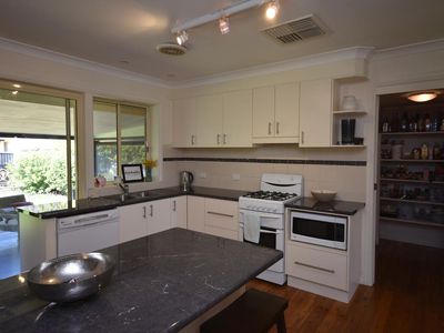 135 Bultje St, Dubbo