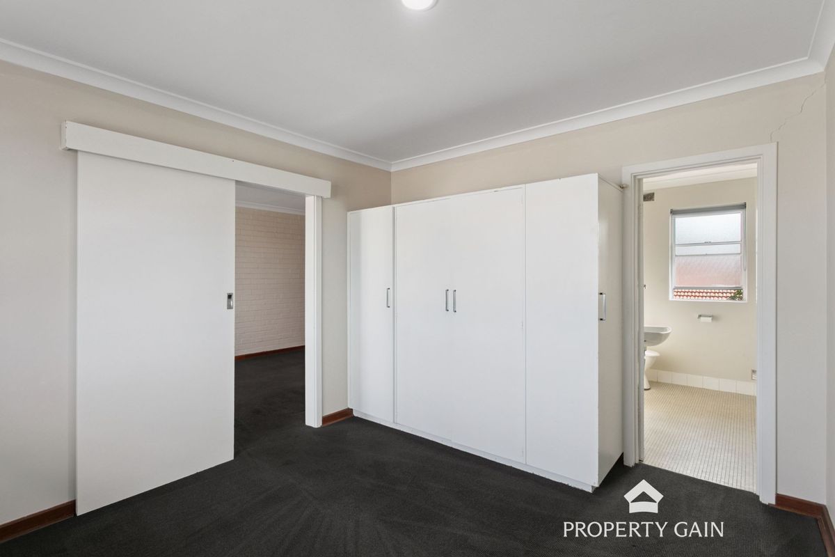 10 / 82 Broadway, Crawley