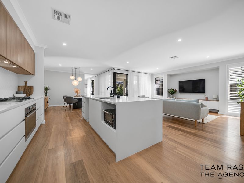 20 Navarra Way, Caversham