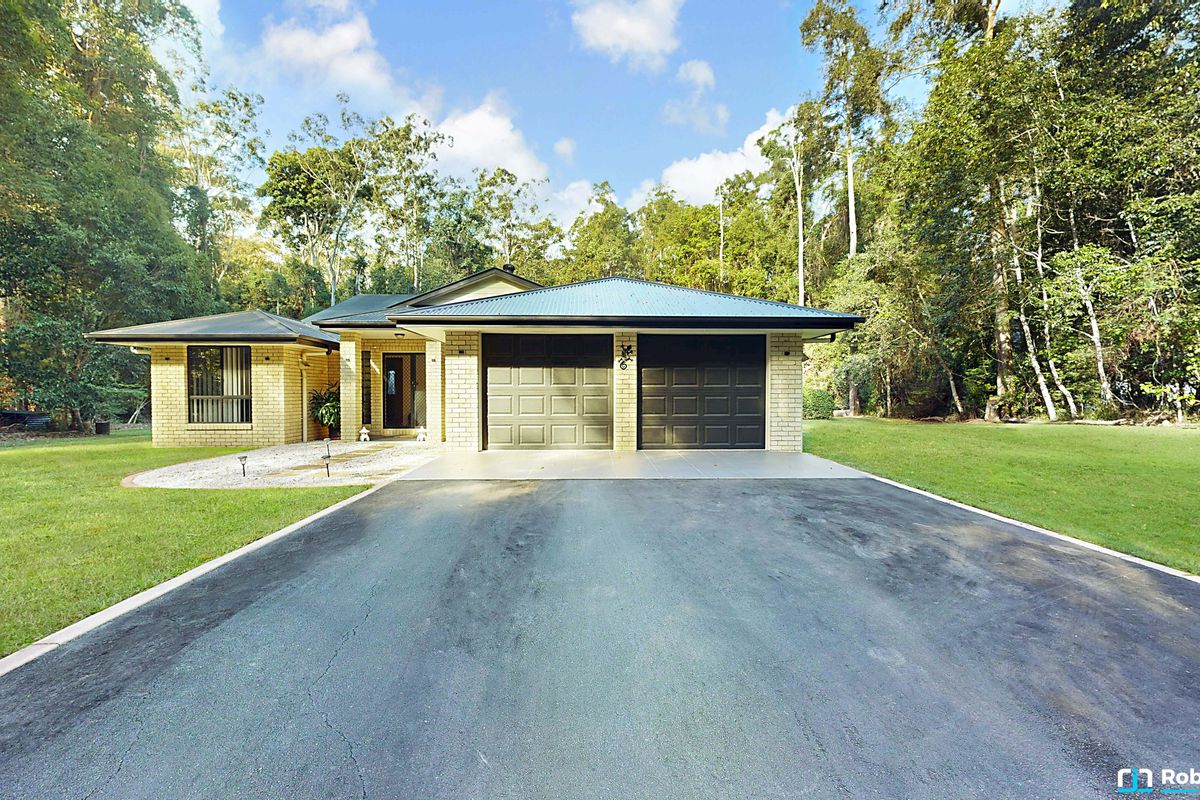 83 Stratford Park Drive, Pomona