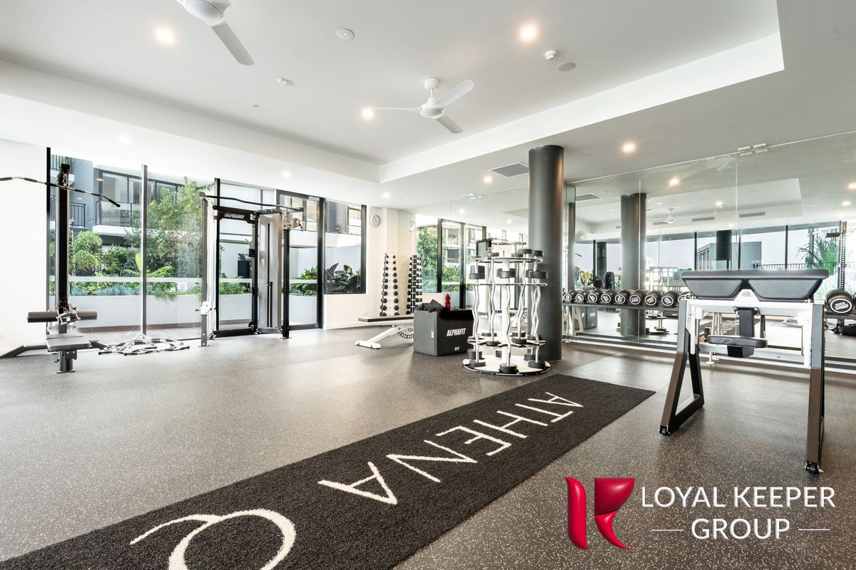 2301 / 10 Sickle Avenue, Hope Island