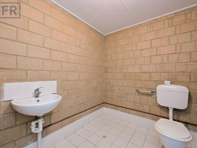 2 / 10 Chullora Bend, Jandakot