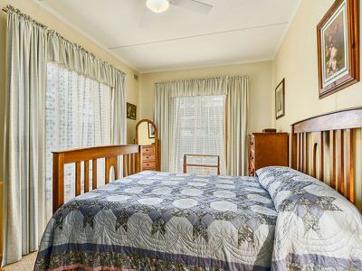 24 Railway Terrace, Beachport