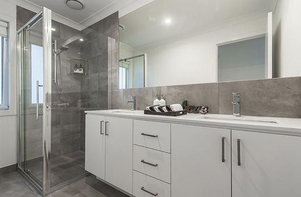 1 Battista Grove, Greenvale