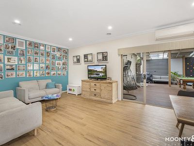 13 Weathertop Way, Cranbourne East