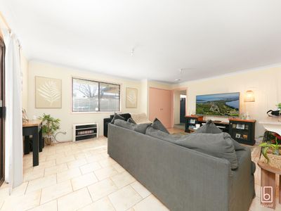16 Loongana Crescent, Blue Haven