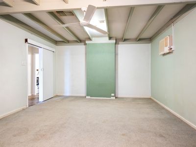 194 Piccadilly Street, Piccadilly