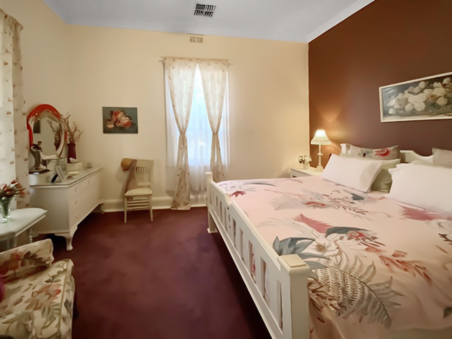 22 Battye Street, Forbes