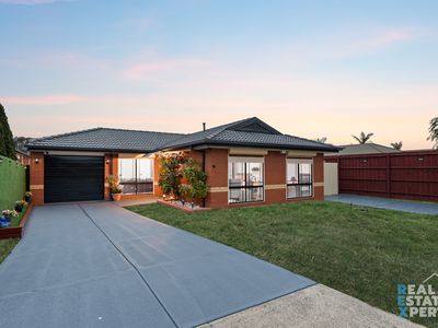 18 Linmac Drive, Hampton Park