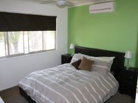31 Brownie Street, Jamboree Heights