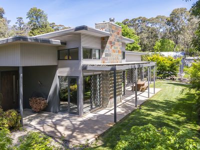 17 Canterbury Road, Macedon