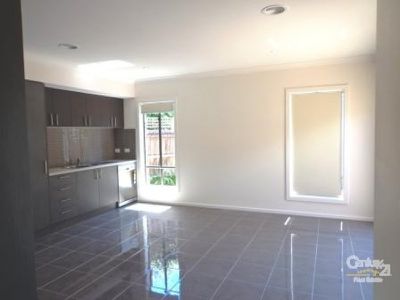 3 / 26 Beckington Crescent, Hampton Park