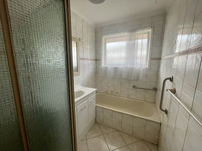 18 Barrot Avenue, Hoppers Crossing